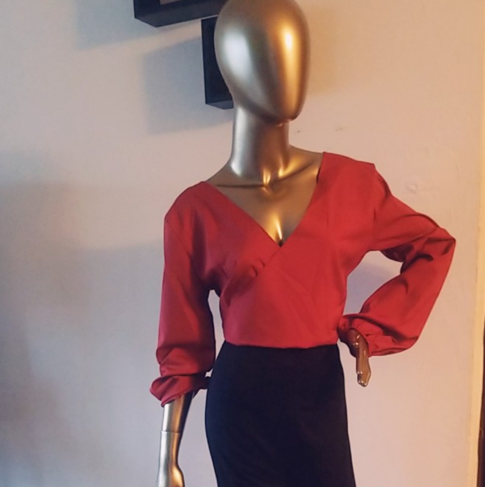 Backless bow top